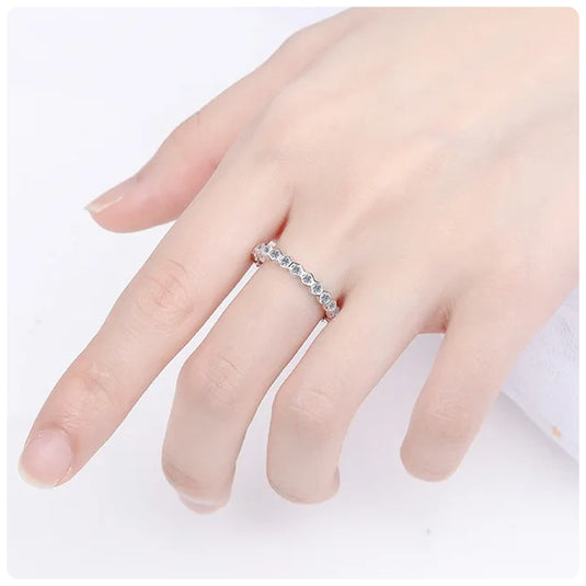 Honey Comb Eternity Band