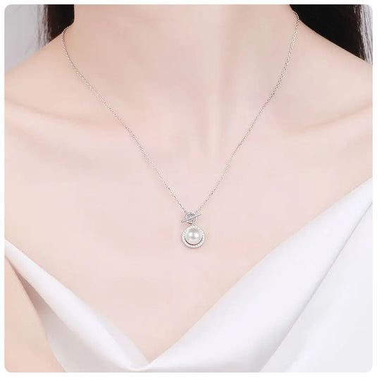 Pearl Halo Pendant