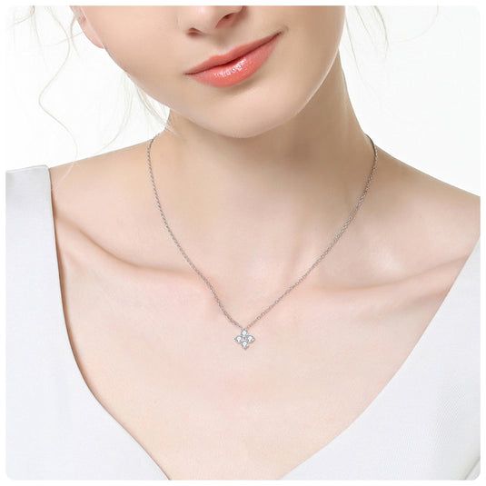 Clover Pendant