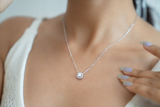 Round Halo Pendant